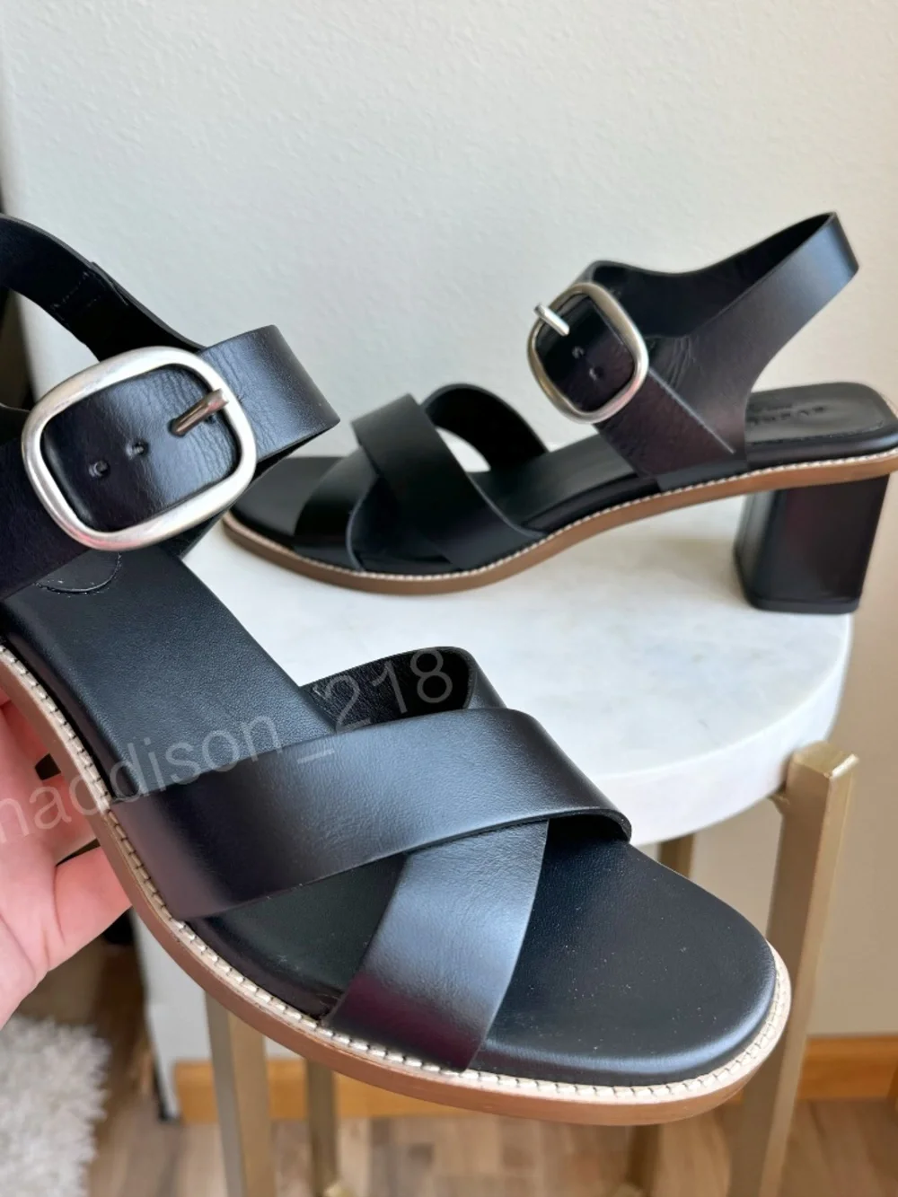 Everlane Leather Buckle Heel Sandals Black size 10 Block Chunky Heel Big Buckle - Picture 2 of 16